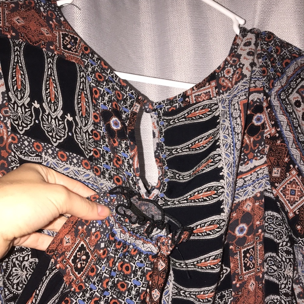 Romper - Picture 2 of 2
